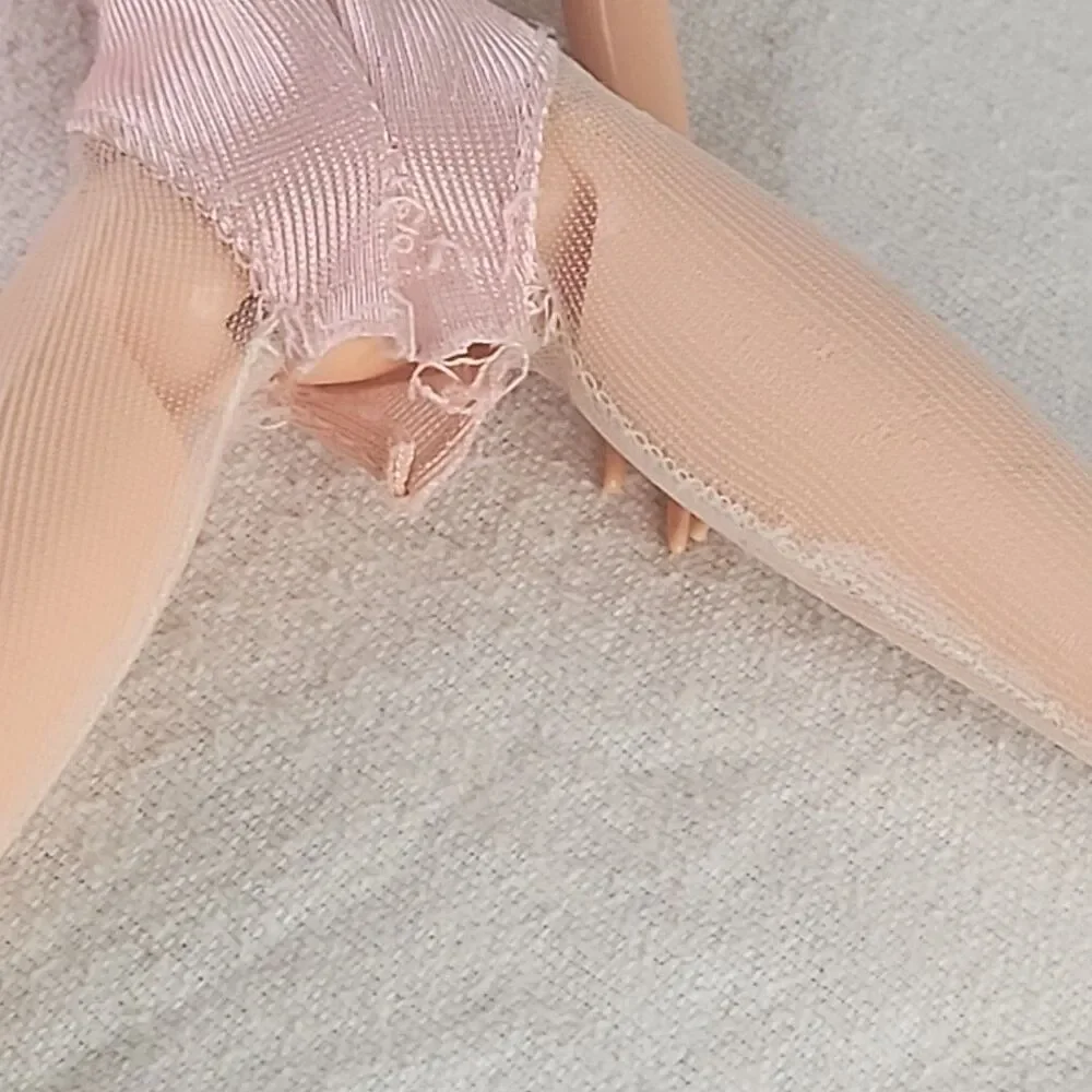 Barbie Ever Flex Waist '99-Articulated '91-Ballerina '93-Anna-Bratz READ 5 Dolls